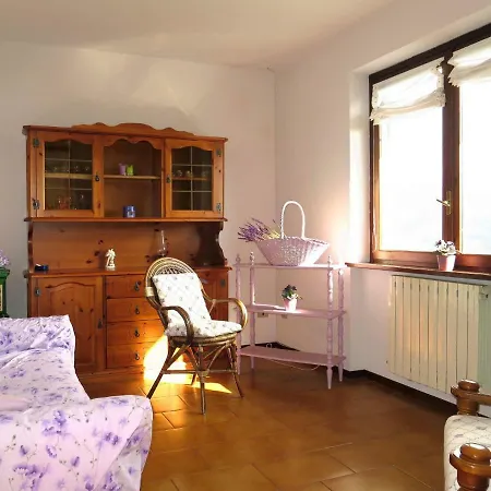 Casa Lilla 100s Stresa